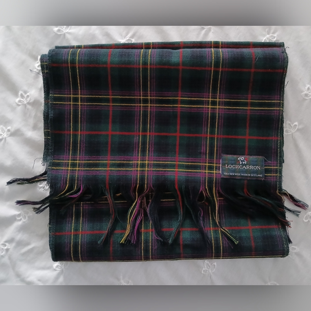 LOCHCARRON Men's Lambswool Plaid Scarf Made In Scotland